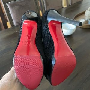 Christian Louboutin Pumps